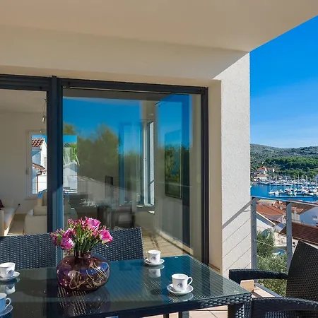 Appartement Old Mill Milna (Brac)